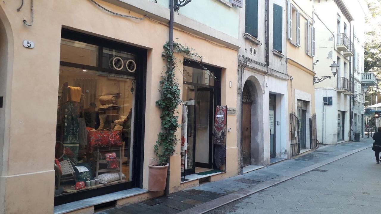 Via Guido Panciroli Il Guscio Lejlighed Reggio Emilia Eksteriør billede